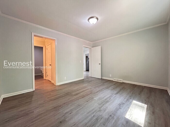 Building Photo - 1174 Alemeda Dr