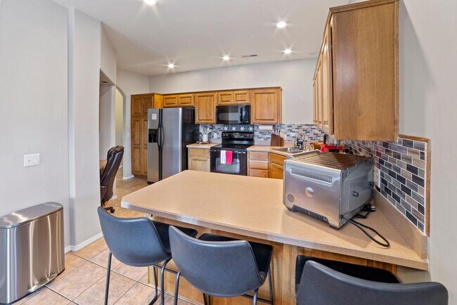 Building Photo - 603 Brookline Loop