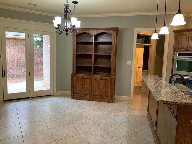 Building Photo - Luxury Garden Home In Tanglewood Terrace!!