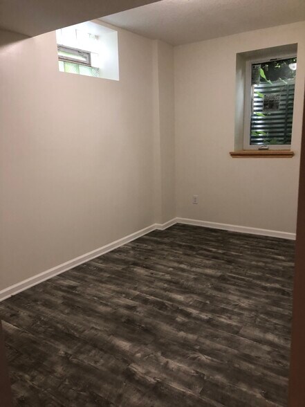 Bedroom - 1076 18th Ave SE