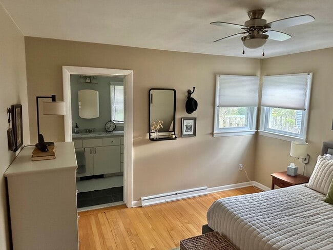 Building Photo - Updated 3-Bedroom Home in Dalton with Garage & Fenced Backyard – $2,800