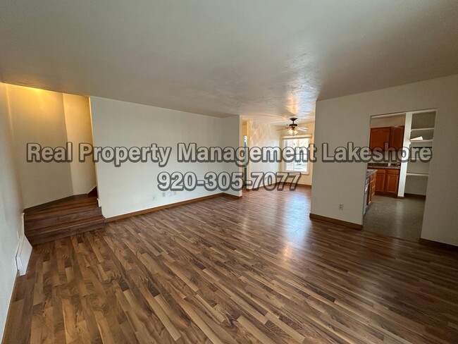 Building Photo - 3 Bedroom Condo | Great Location!