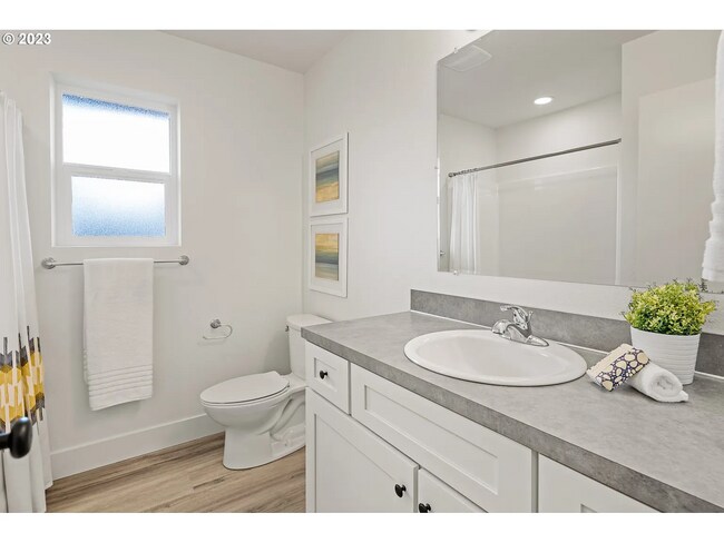 Building Photo - 931 Prospect St