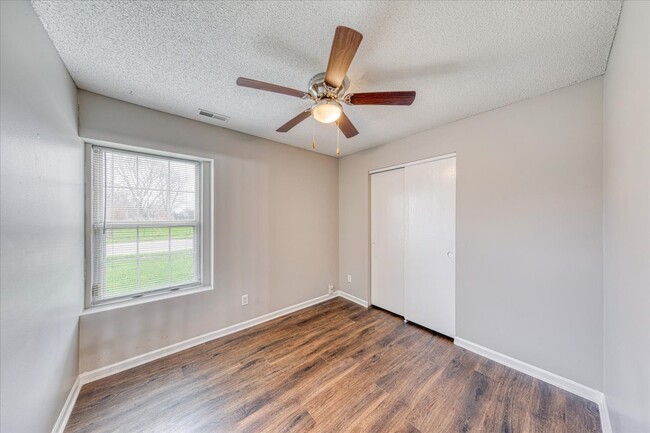 Building Photo - 2715 E 28th St