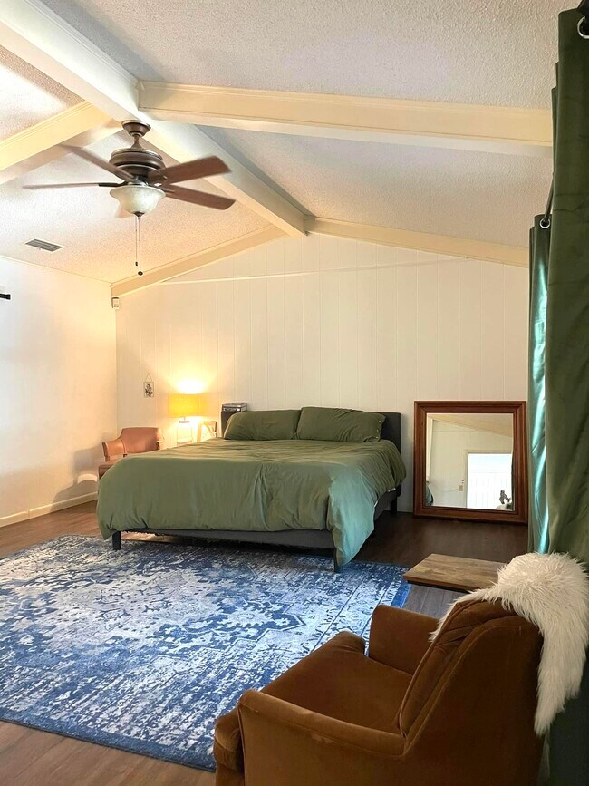 Building Photo - 960 First Monday Ln