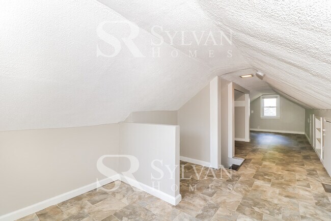 Building Photo - At Last, This Is What You Have Been Searching For!