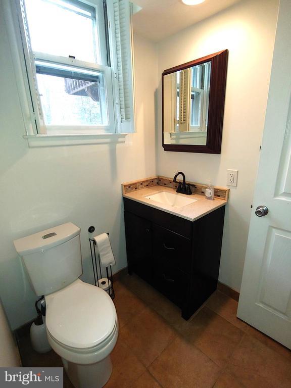 Building Photo - 149 Northway