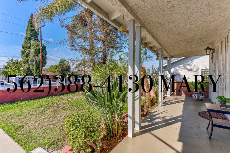 Building Photo - 15332 Castana Ave