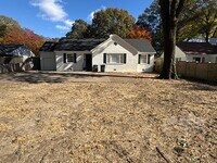 Building Photo - 108 N Highland St