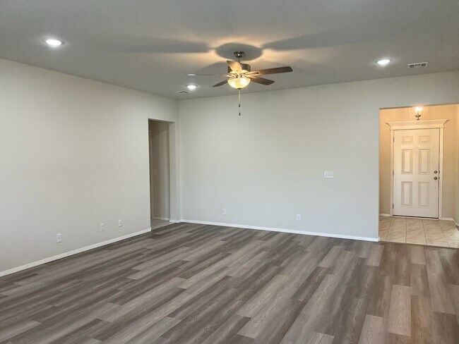 Building Photo - 13441 S 72nd Ct E