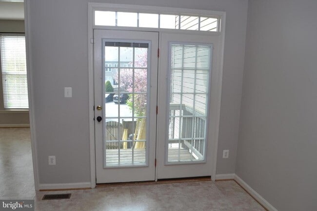 Building Photo - 1725 Emory St