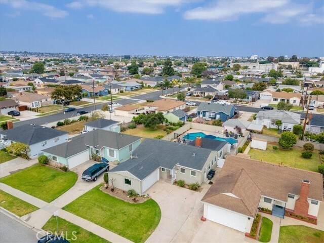 Building Photo - 15416 Gramercy Pl