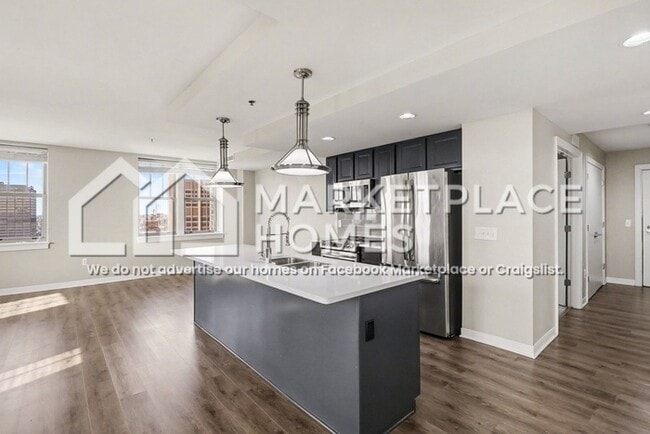 Building Photo - 525 W Lafayette Blvd