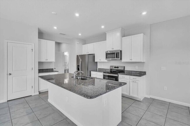 Building Photo - 5436 Spanish Moss Cv