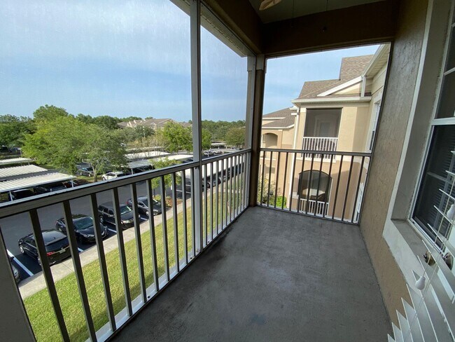 Building Photo - Stonebridge Condominium - 3 bed - 2 bath -...