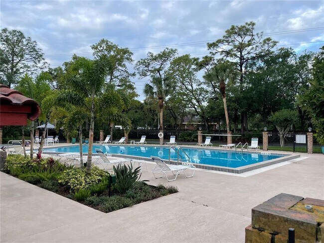 Building Photo - 1162 Carmel Cir