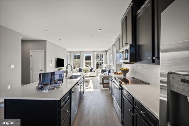 Building Photo - 171 WOODGATE Cir