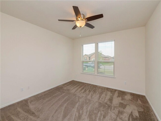 Building Photo - 119 Everglades Ave