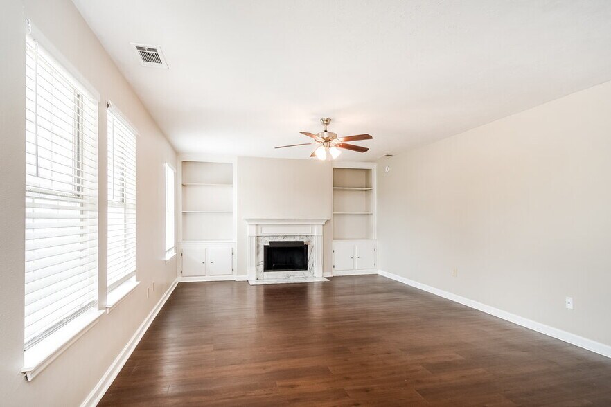 Building Photo - 515 Gammon Ln