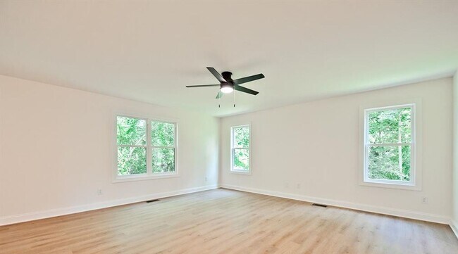 Building Photo - 1211 Brecken Court