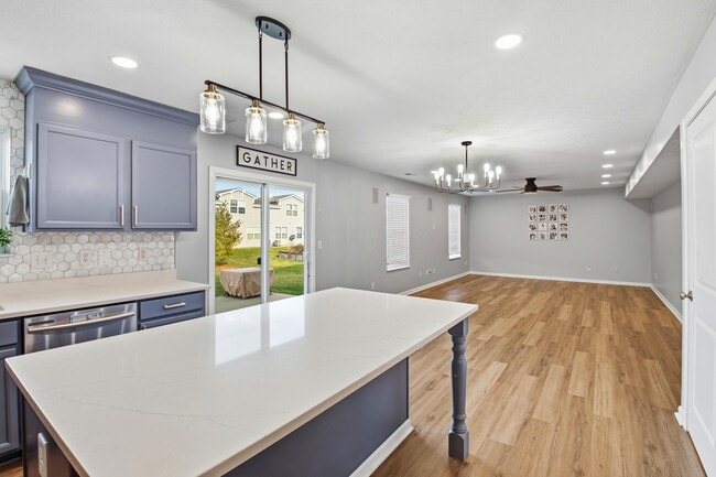 Building Photo - 601 Clark Ave