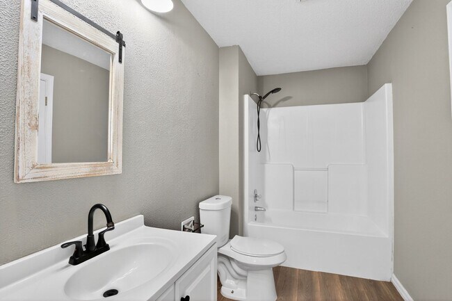 Building Photo - Beautiful Diamondhead Home