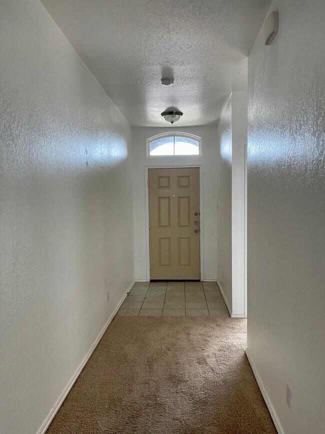 Building Photo - 1600 Nolte Farms Dr