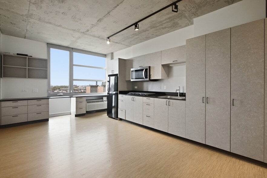 Building Photo - 1515 N Fremont St