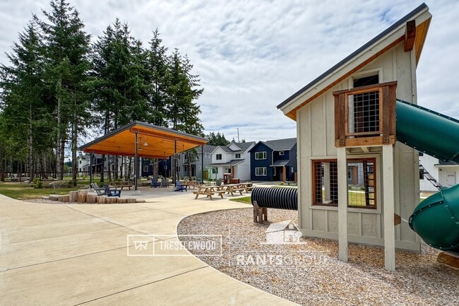 Building Photo - Brand New! Modern 1 Bed in Trestlewood – W...