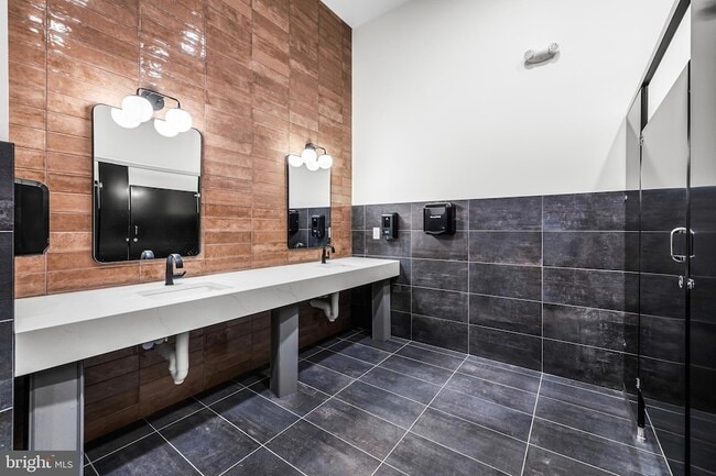 Building Photo - 2604 Hickorywood Ln
