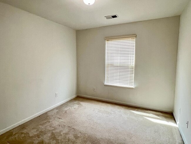 Building Photo - 6355 Story Cir