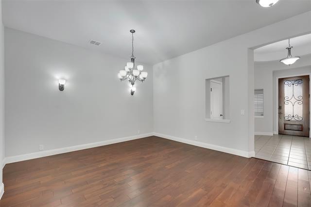 Building Photo - 2616 Tinsley Dr