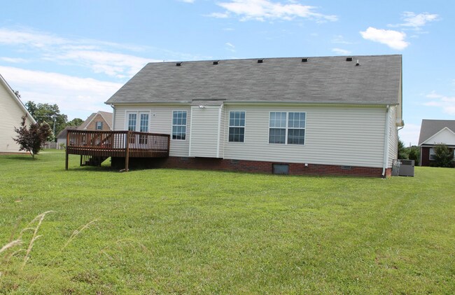 Building Photo - 1577 Autumn Dr
