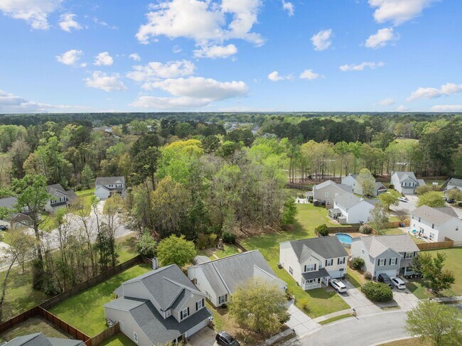 Building Photo - Charming Ranch-Style Home in Wescott Plantation | 4 BD | 2 BA | 1,831 SqFt