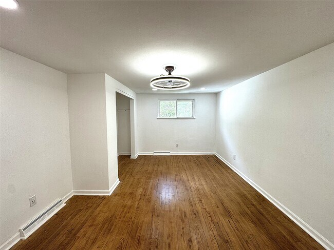 Building Photo - 609 N Nanticoke Ave