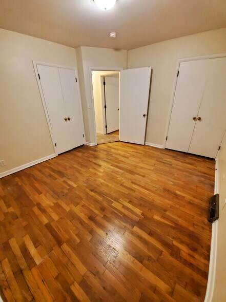 Building Photo - 76 Union Ave SE