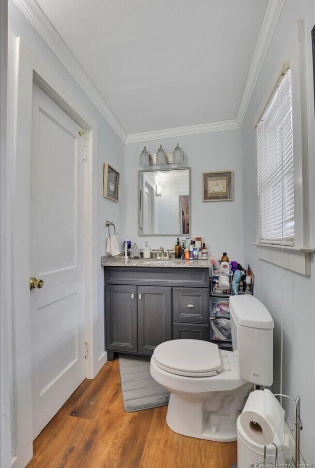 Building Photo - 41 S Main St