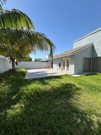 Building Photo - 20926 SW 124th Ave Rd