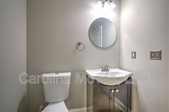 Building Photo - 836 Bayshore Ln
