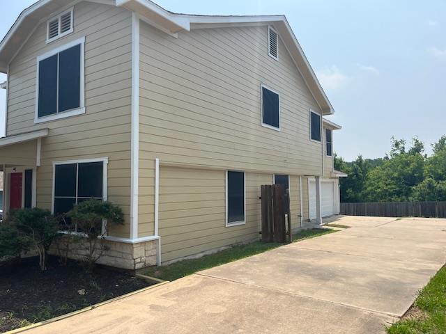 Building Photo - 11401 Hungry Horse Dr