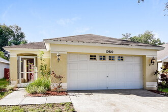 Building Photo - 10920 Brucehaven Dr