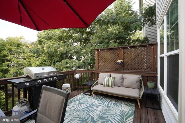 Building Photo - 5310 Chieftain Cir