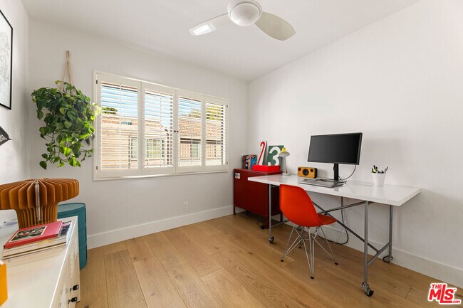 Building Photo - 4608 Glencoe Ave