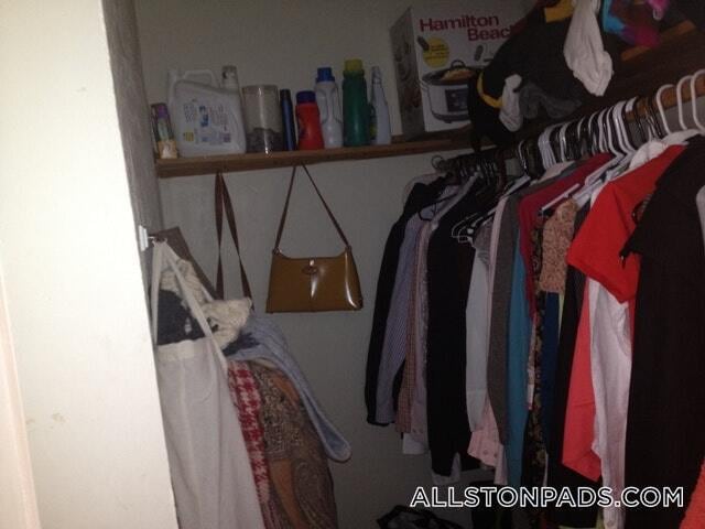 Building Photo - 1412 Commonwealth Ave