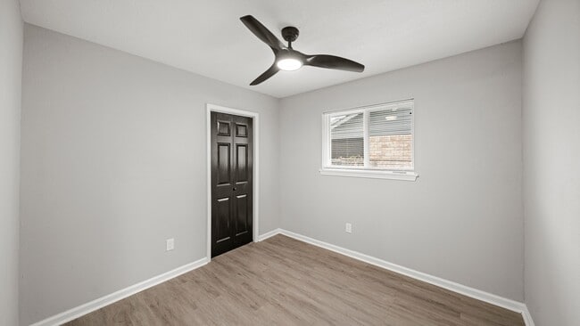 Building Photo - 11330 Murr Way