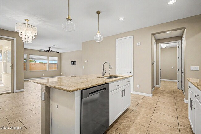 Building Photo - 4128 S Greythorne Way