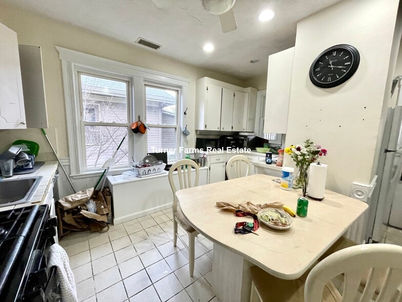 Building Photo - 207 Boston Ave