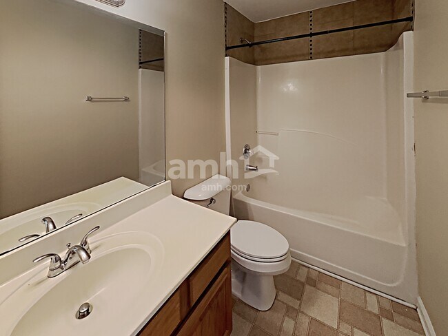 Building Photo - 3787 Idlewild Pl