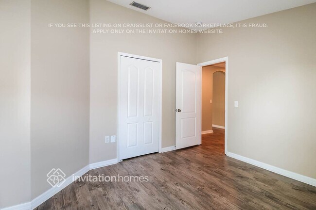 Building Photo - 15656 Greyrock Dr