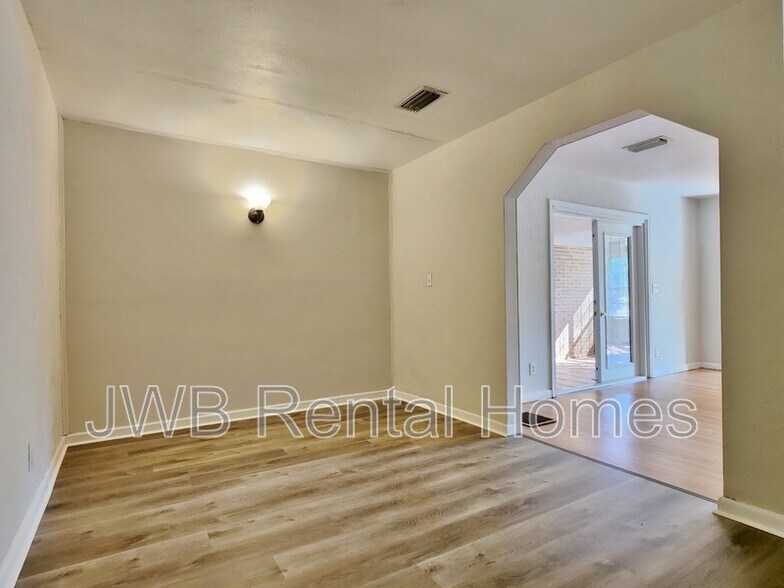 Building Photo - 5434 Minosa Ct